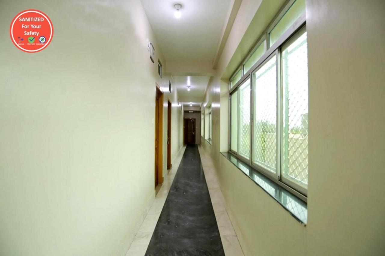 Goroomgo Krishna Residency Puri Exterior photo